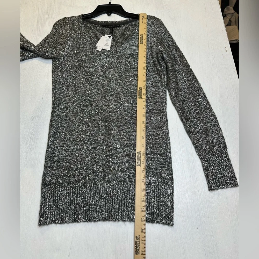 White House Black Market XS Grey Sequin V-Neck Long Sleeve Tunic Sweater NWT